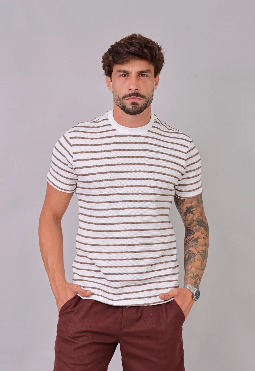 Camiseta Listrada Tricot Touch Marrom