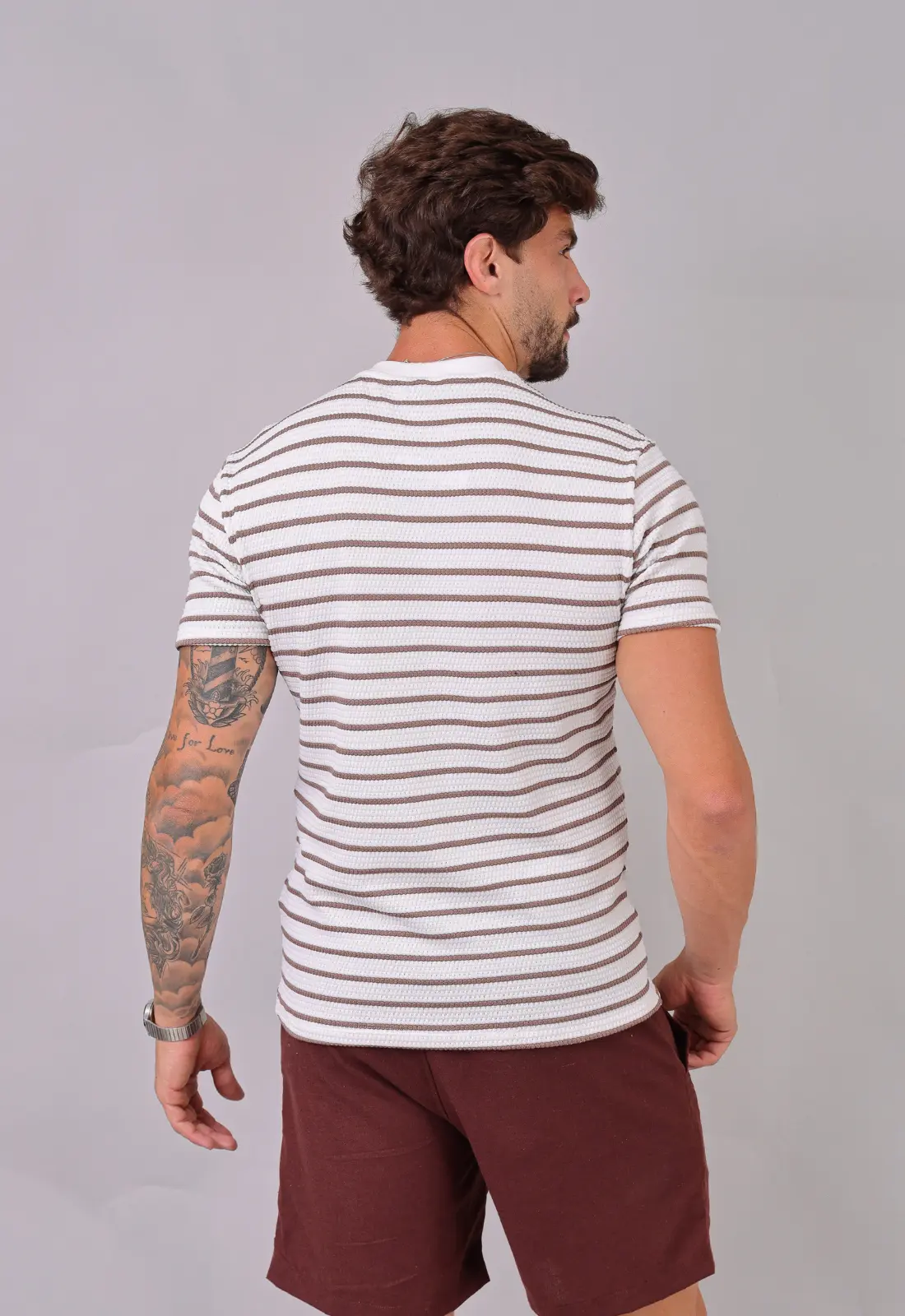 Camiseta Listrada Tricot Touch Marrom