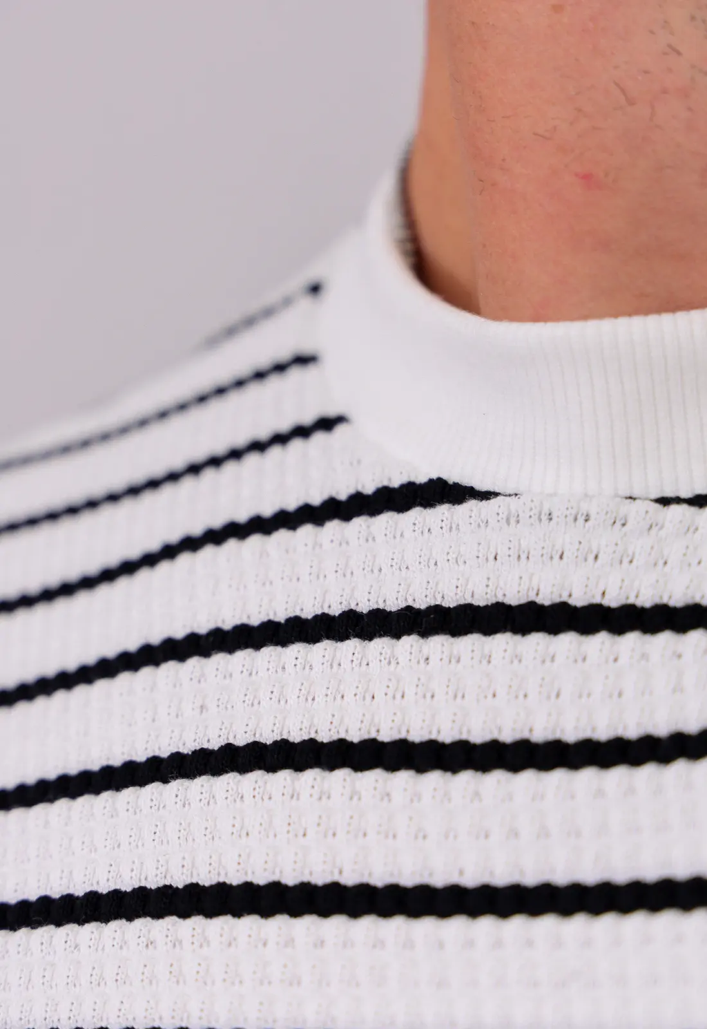 Camiseta Listrada Tricot Touch Preta