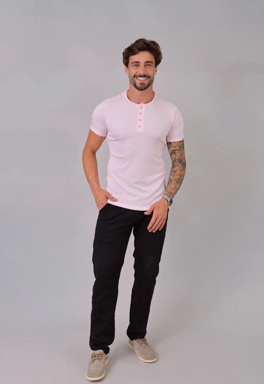 Camiseta Henley Canelada Rosa Claro