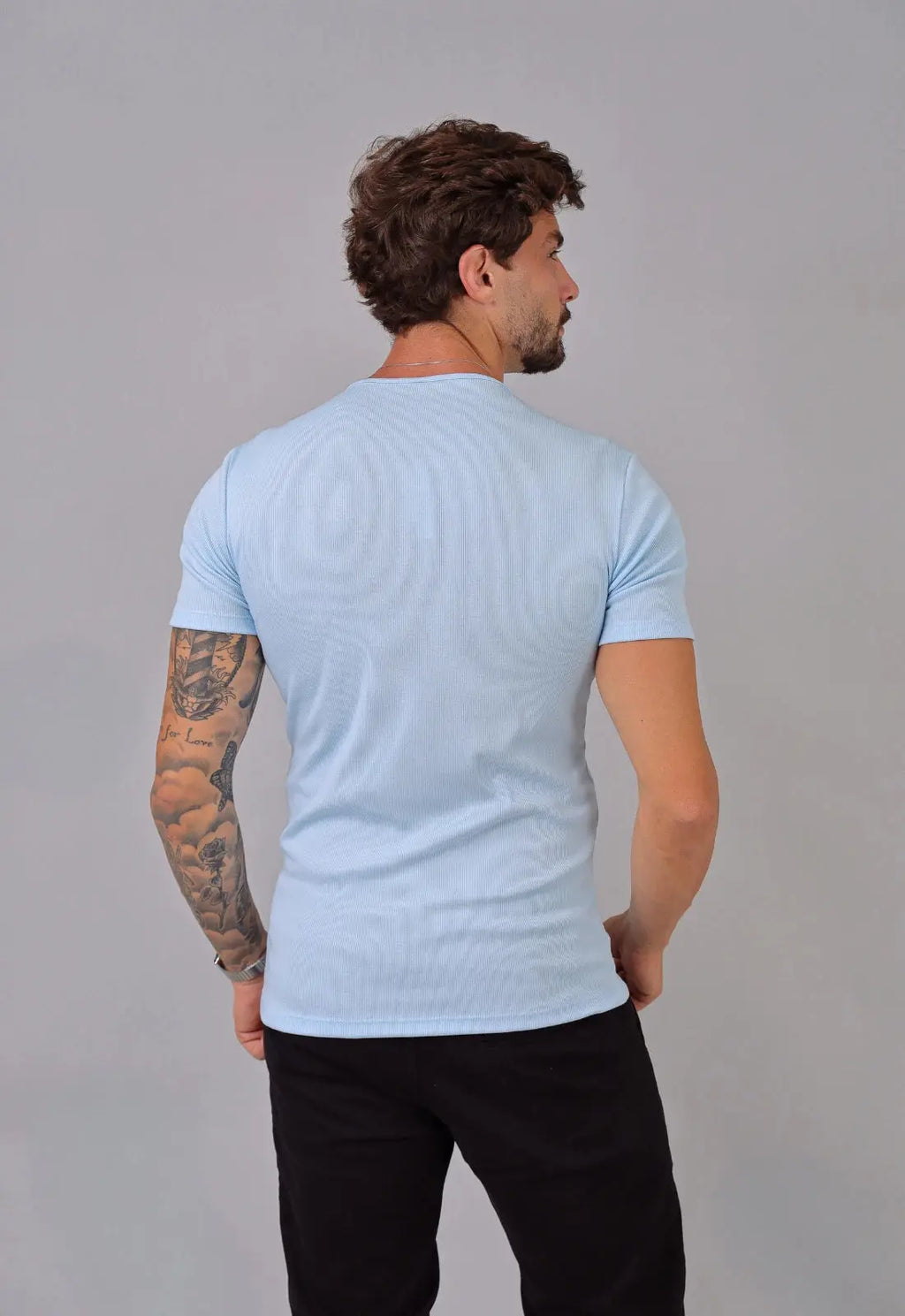 Camiseta Henley Canelada Azul Claro
