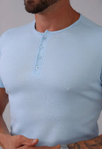 Camiseta Henley Canelada Azul Claro