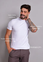 Camiseta Slim Gola Média Branca