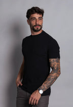 Camiseta Canelada Gola Média Preta