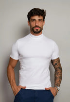 Camiseta Slim Gola Alta Branca