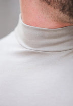 Camiseta Slim Gola Alta Cinza