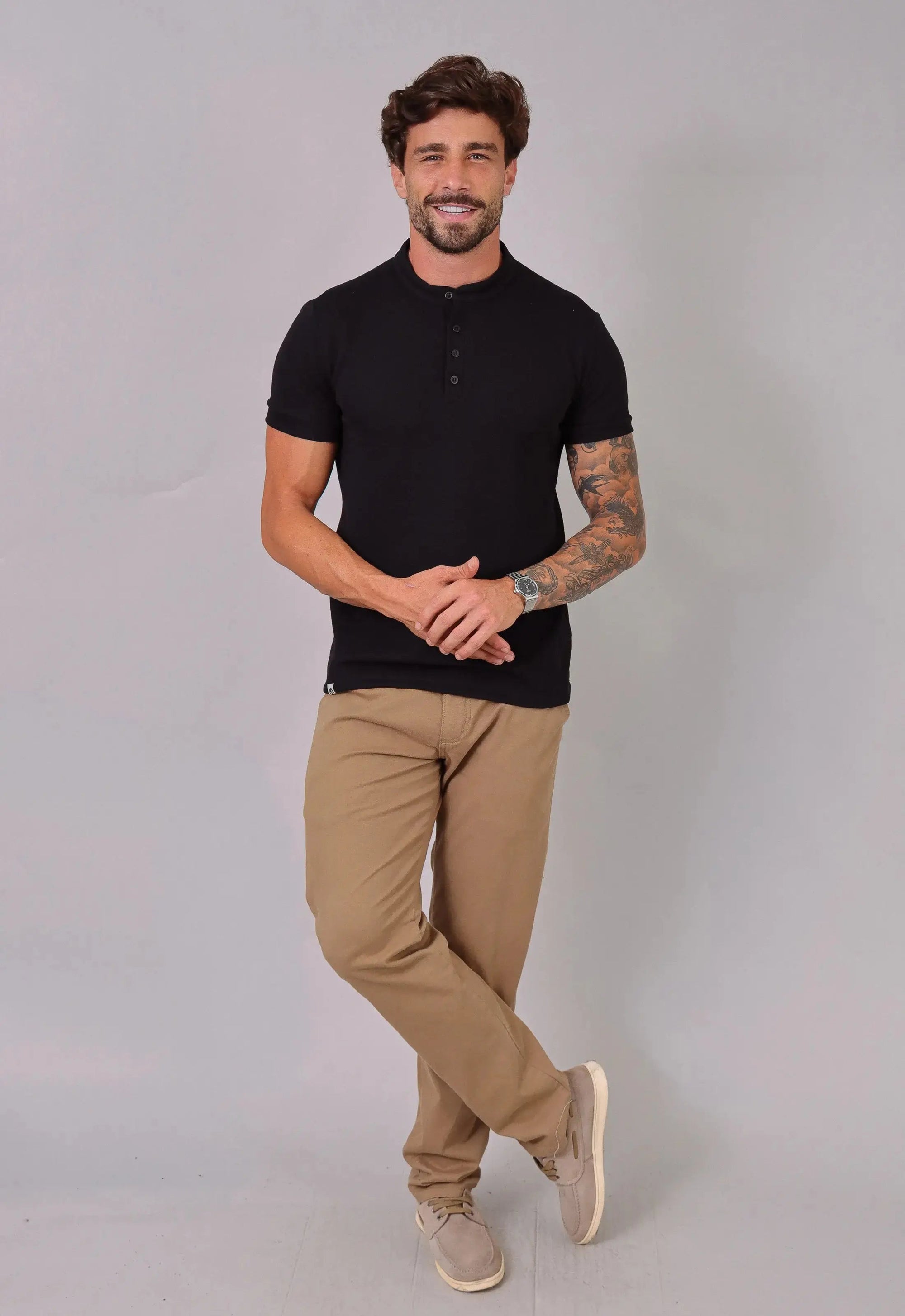 Camiseta Henley Slim Tricot com Elastano Preta
