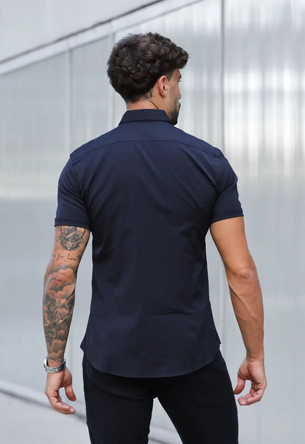 Camisa Masculina Manga Curta Slim Preta
