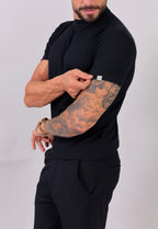 Camiseta Slim Gola Média Preta