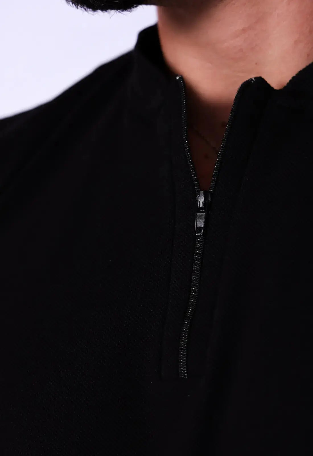 Camiseta Gola Padre zíper Preta