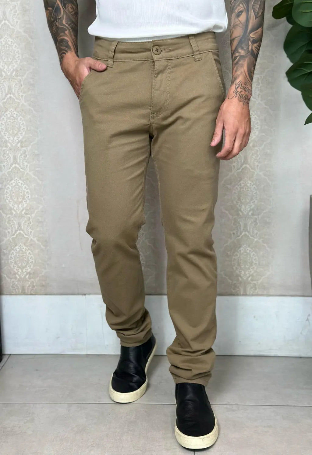 Calça Alfaiataria em Sarja com Elastano Verde